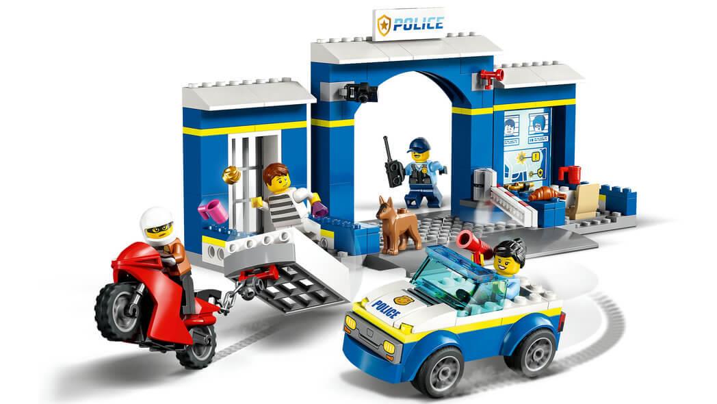 Lego City 60370 Police Station Chase