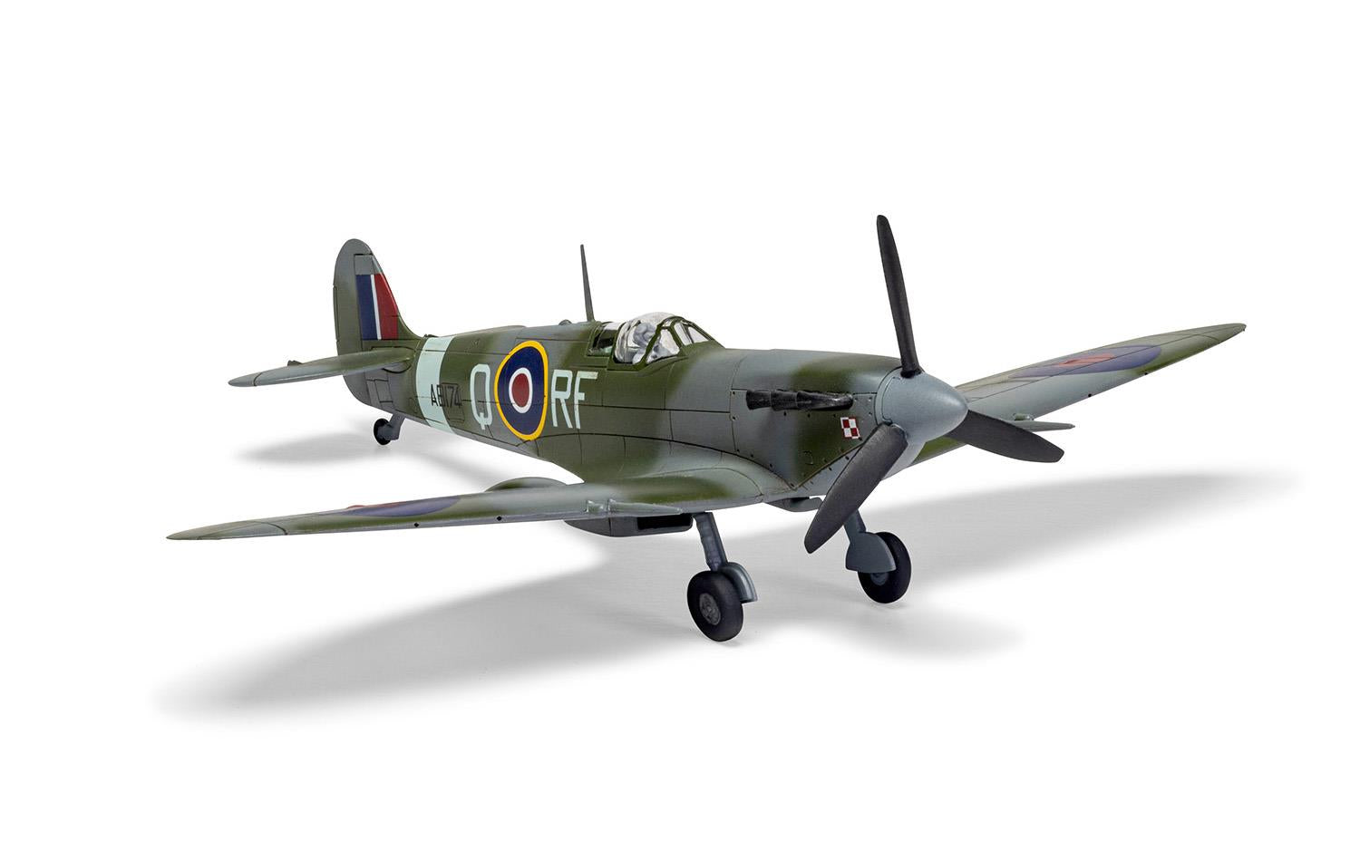 Airfix 1/72 Small Starter Set Supermarine Spitfire MkVc (A55001)